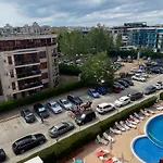 Kasandra 'г' 23 Sunny Апартамент