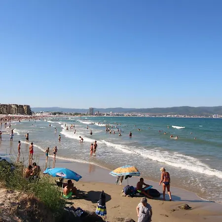 Kasandra 'г' 23 Sunny Lägenhet Slăntjev Brjag